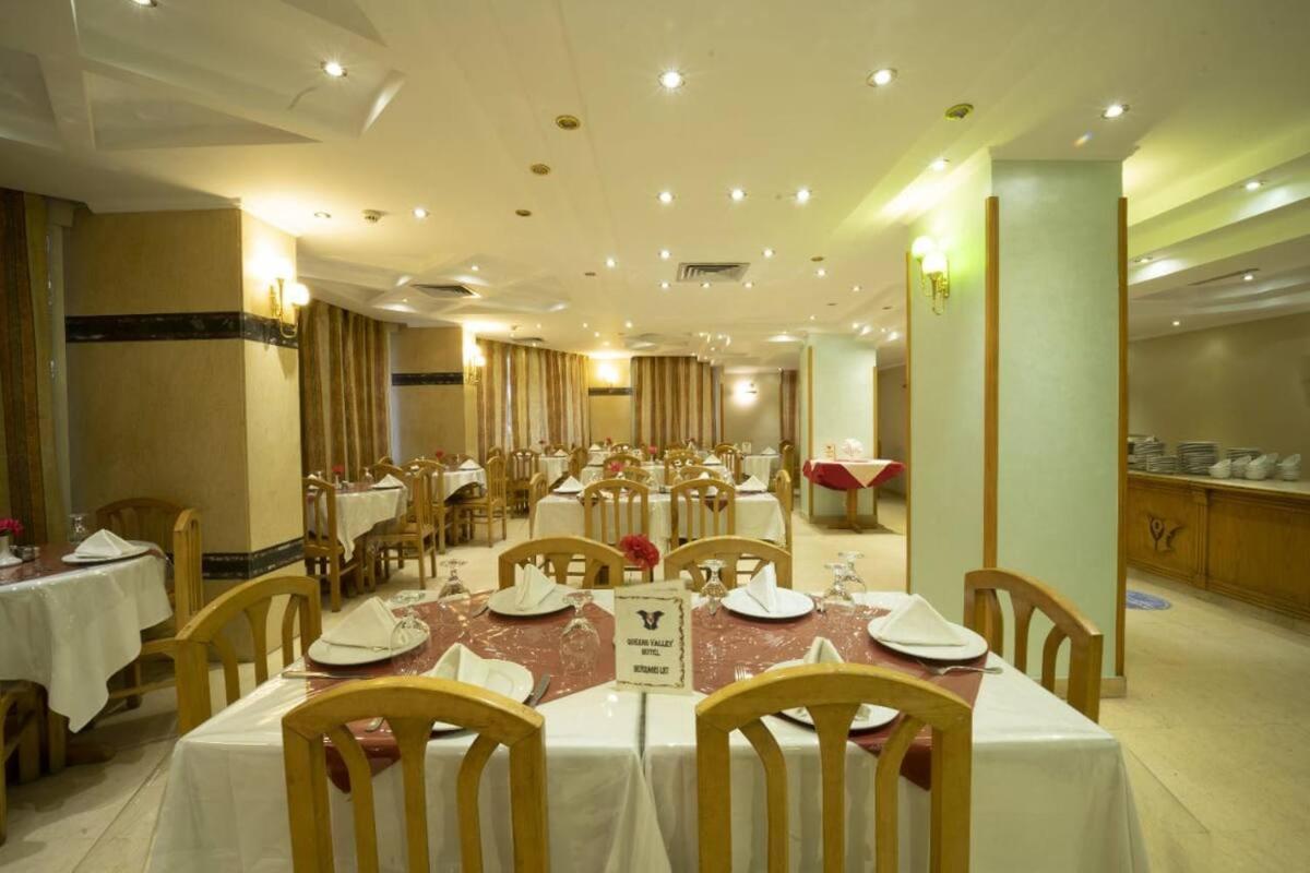 Queens Valley Hotel Luxor Buitenkant foto