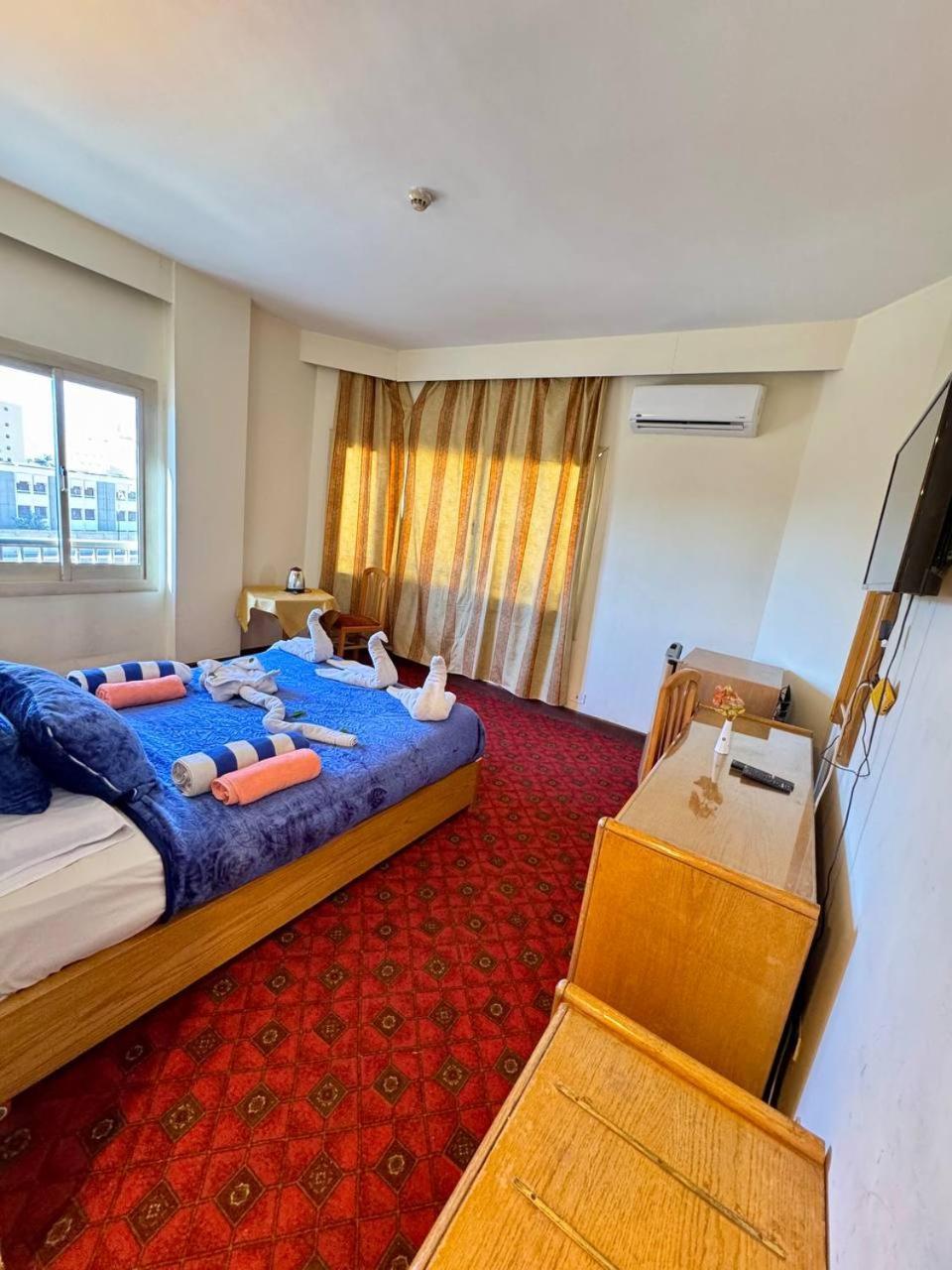 Queens Valley Hotel Luxor Buitenkant foto